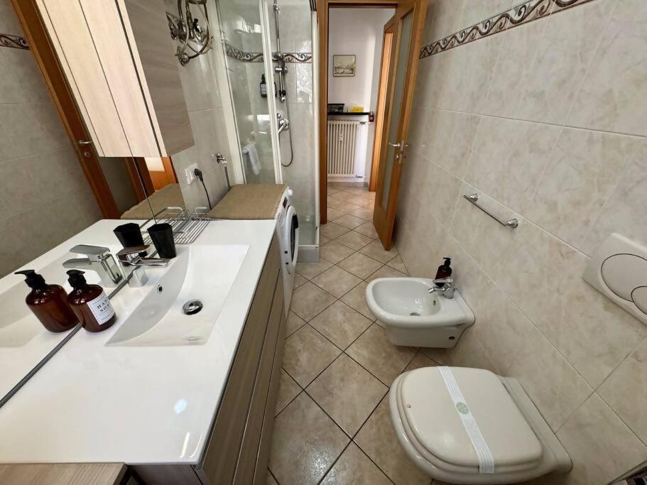 コモIlaria Houseアパートメント エクステリア 写真